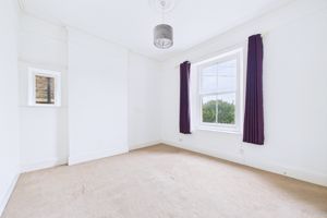 Bedroom- click for photo gallery